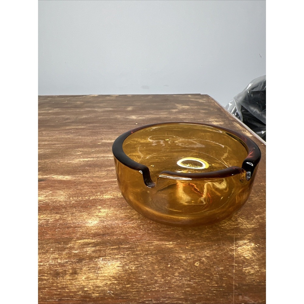 Vintage MCM Amber Glass Ashtray 3.5" Round Heavy Honey Golden Ash Tray 2 slot - Picture 4 of 8